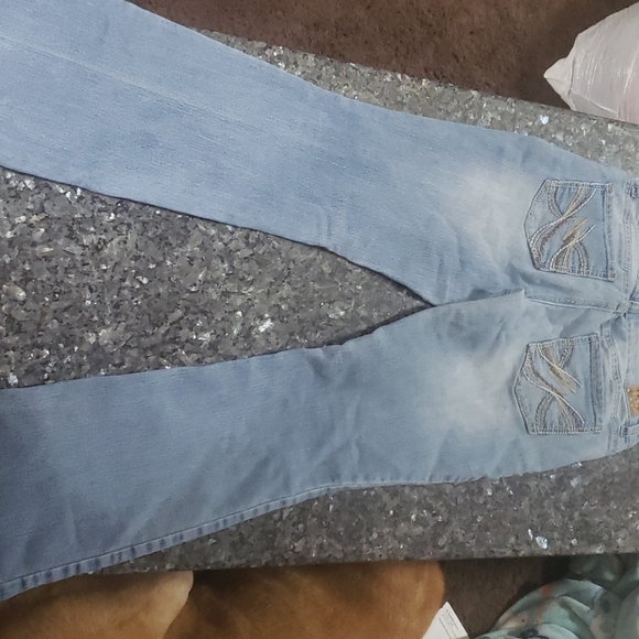 Jeans - Picture 3 of 4